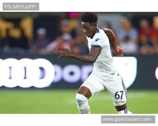 高清足球明星戴维斯壁纸精选分享让你随时感受他的魅力与风采